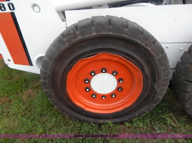image for item G3329 Bobcat 980 skid steer