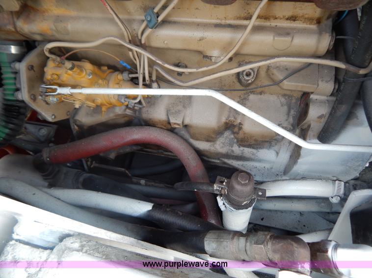 image for item G3329 Bobcat 980 skid steer