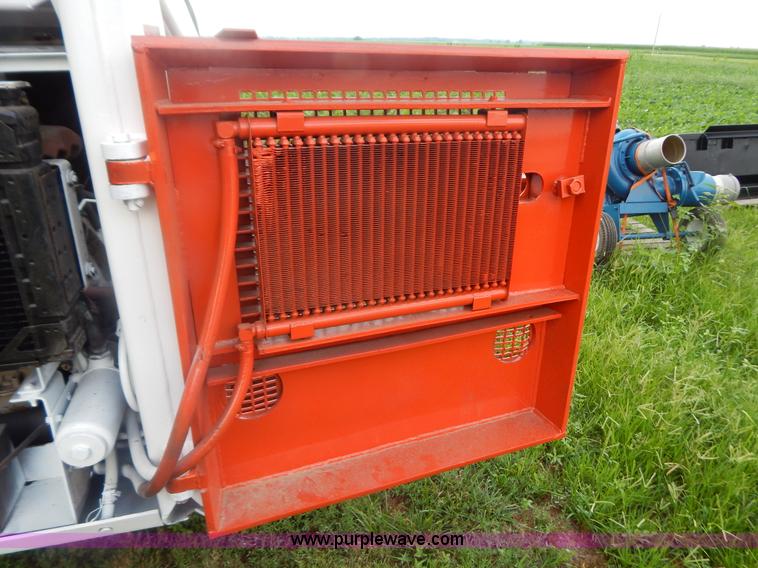 image for item G3329 Bobcat 980 skid steer