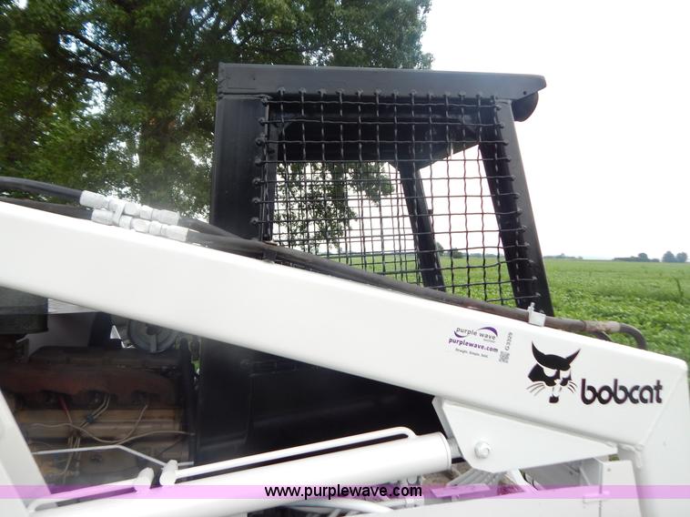 image for item G3329 Bobcat 980 skid steer