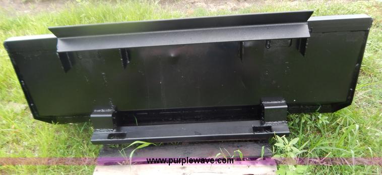 image for item G3329 Bobcat 980 skid steer