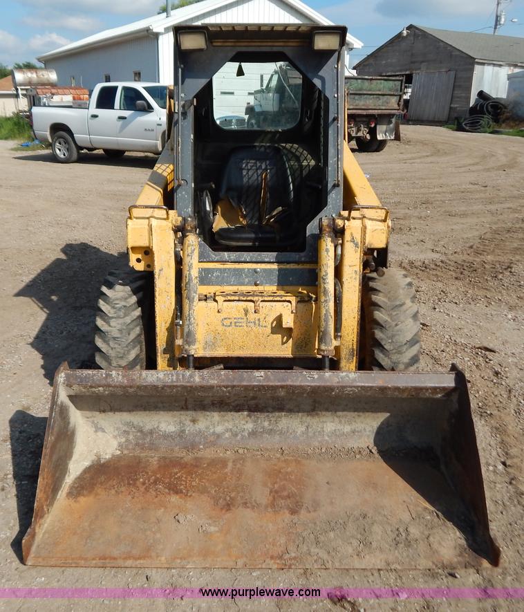 image for item G3374 1999 Gehl 4835 SXT skid steer
