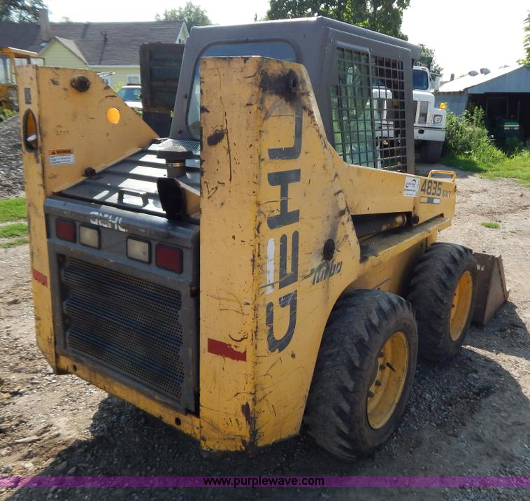 image for item G3374 1999 Gehl 4835 SXT skid steer