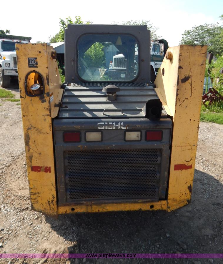 image for item G3374 1999 Gehl 4835 SXT skid steer