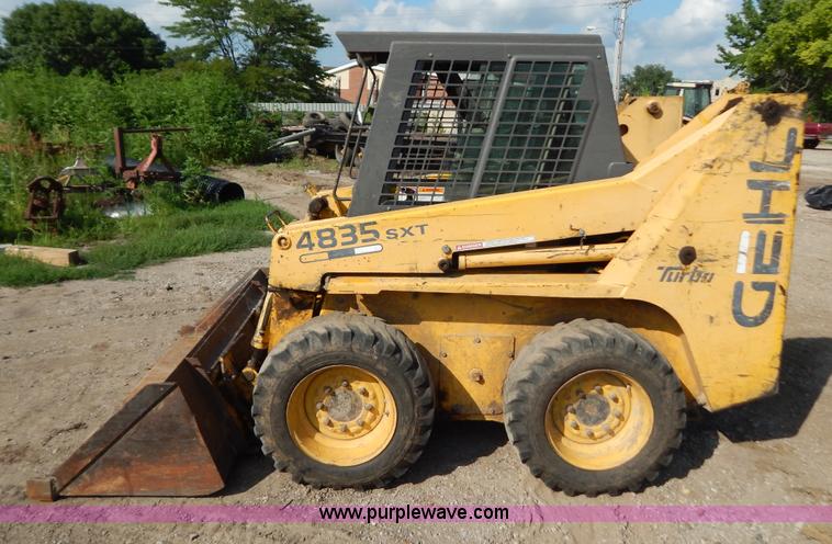 image for item G3374 1999 Gehl 4835 SXT skid steer