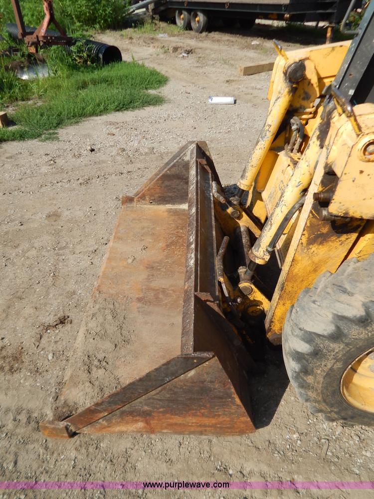 image for item G3374 1999 Gehl 4835 SXT skid steer