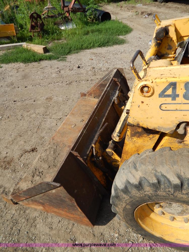 image for item G3374 1999 Gehl 4835 SXT skid steer