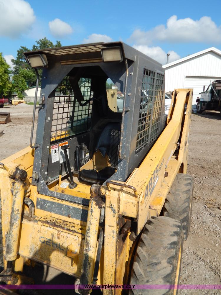 image for item G3374 1999 Gehl 4835 SXT skid steer