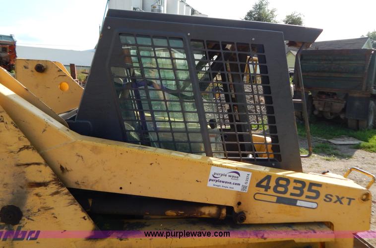 image for item G3374 1999 Gehl 4835 SXT skid steer