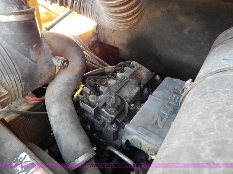 image for item G3374 1999 Gehl 4835 SXT skid steer