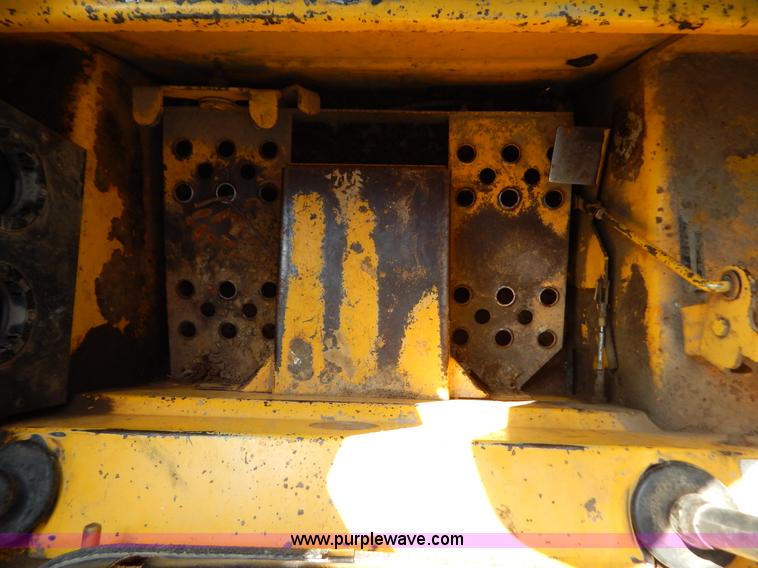 image for item G3374 1999 Gehl 4835 SXT skid steer