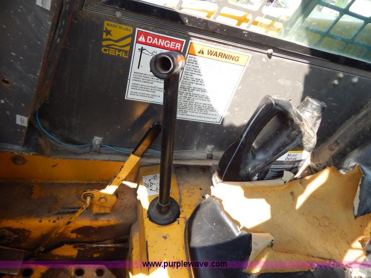 image for item G3374 1999 Gehl 4835 SXT skid steer
