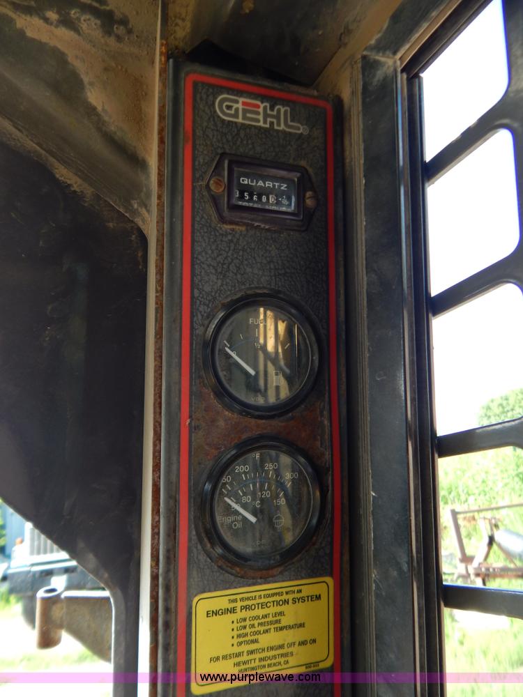 image for item G3374 1999 Gehl 4835 SXT skid steer