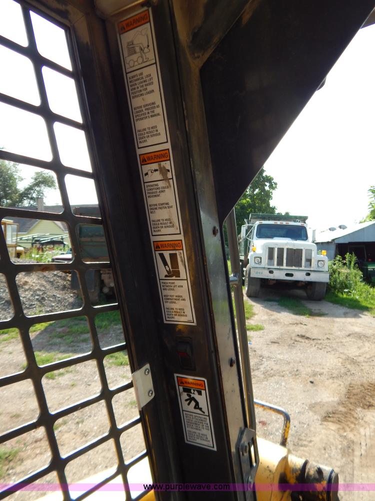 image for item G3374 1999 Gehl 4835 SXT skid steer