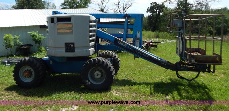 image for item G3375 1993 Genie Z-45/22 boom lift