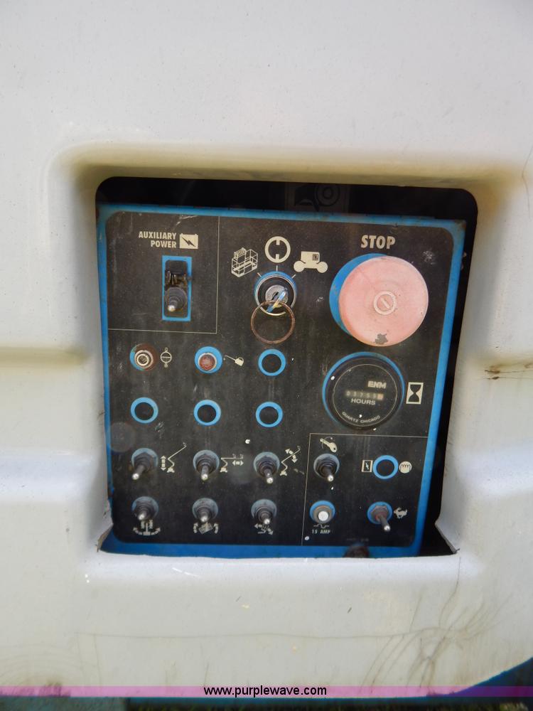 image for item G3375 1993 Genie Z-45/22 boom lift