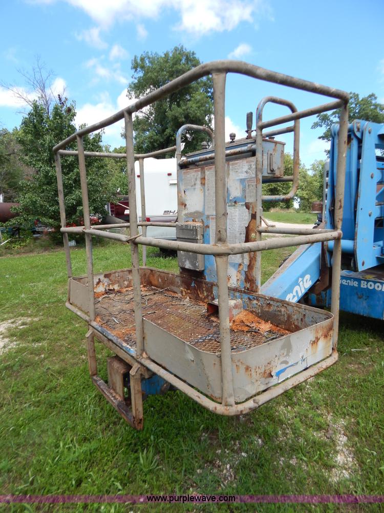 image for item G3375 1993 Genie Z-45/22 boom lift