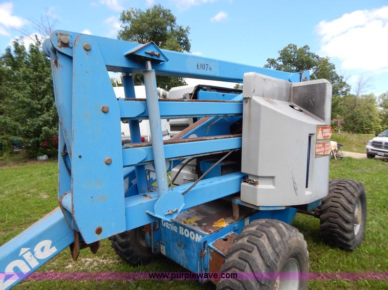 image for item G3375 1993 Genie Z-45/22 boom lift