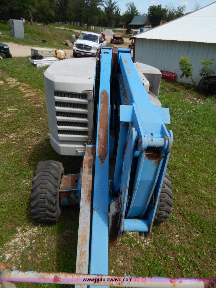 image for item G3375 1993 Genie Z-45/22 boom lift