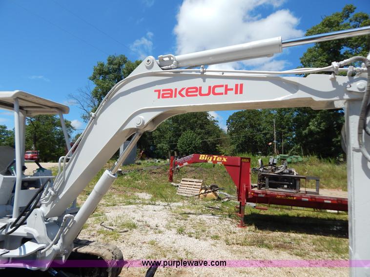image for item G3377 1998 Takeuchi TB045 compact excavator