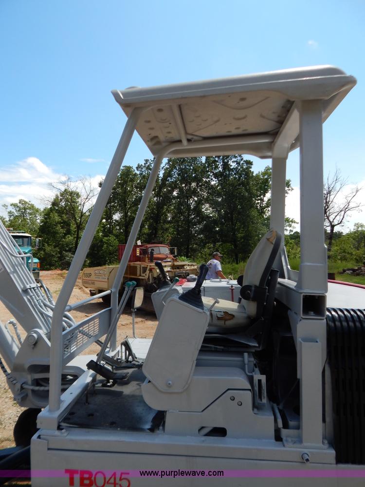 image for item G3377 1998 Takeuchi TB045 compact excavator