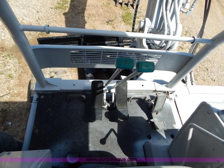 image for item G3377 1998 Takeuchi TB045 compact excavator