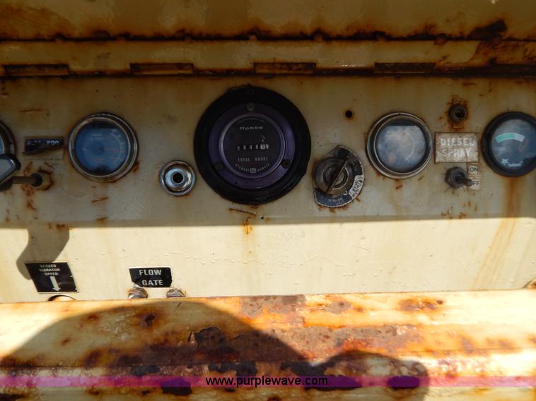 image for item G3379 Ingersoll Rand 550P paver