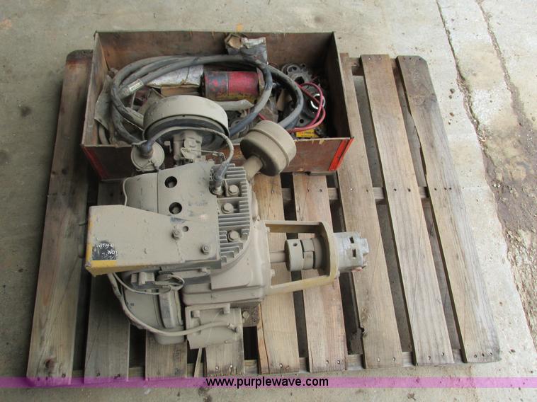 image for item G3384 Bidwell bridge deck finisher