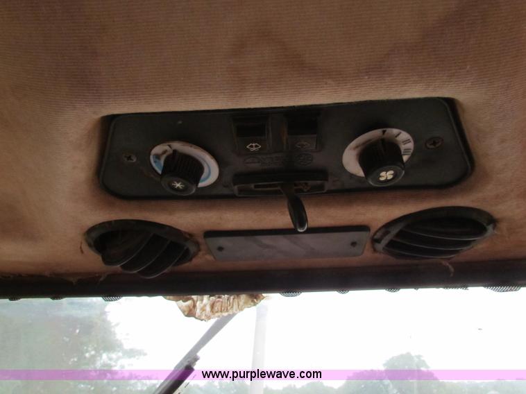 image for item G4081 Hesston Tiger Special 80-90 tractor