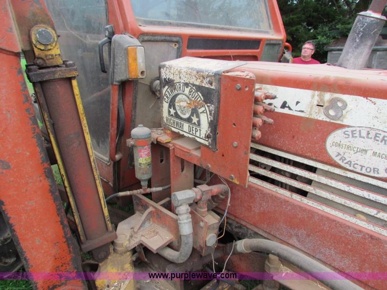 image for item G4081 Hesston Tiger Special 80-90 tractor