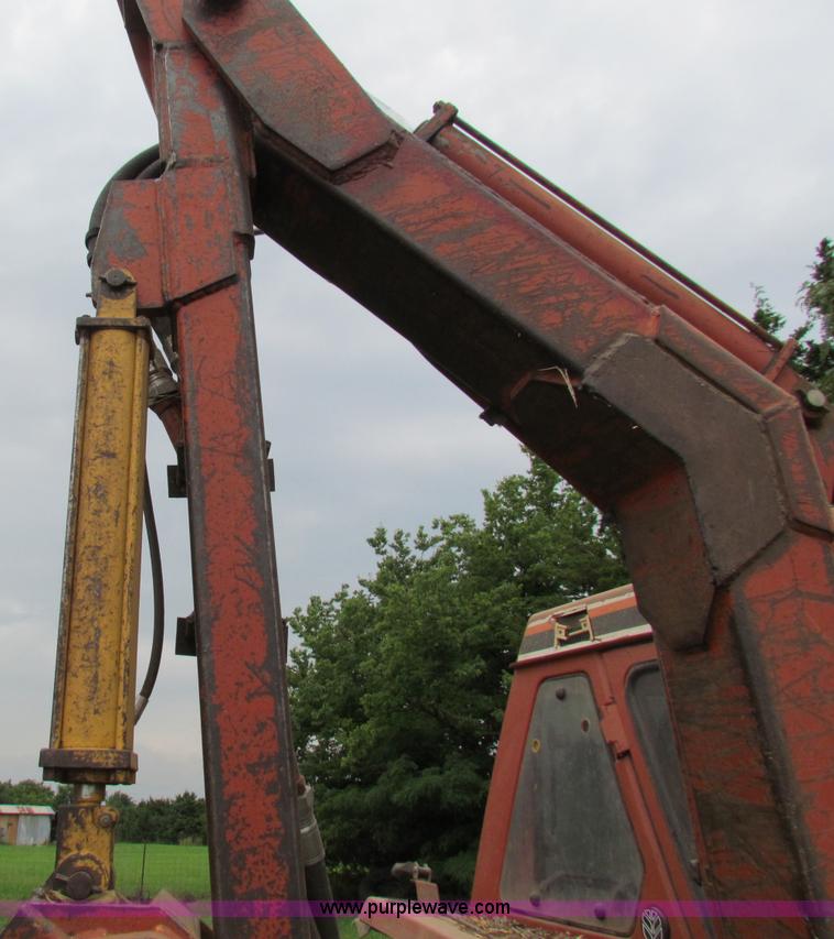 image for item G4081 Hesston Tiger Special 80-90 tractor