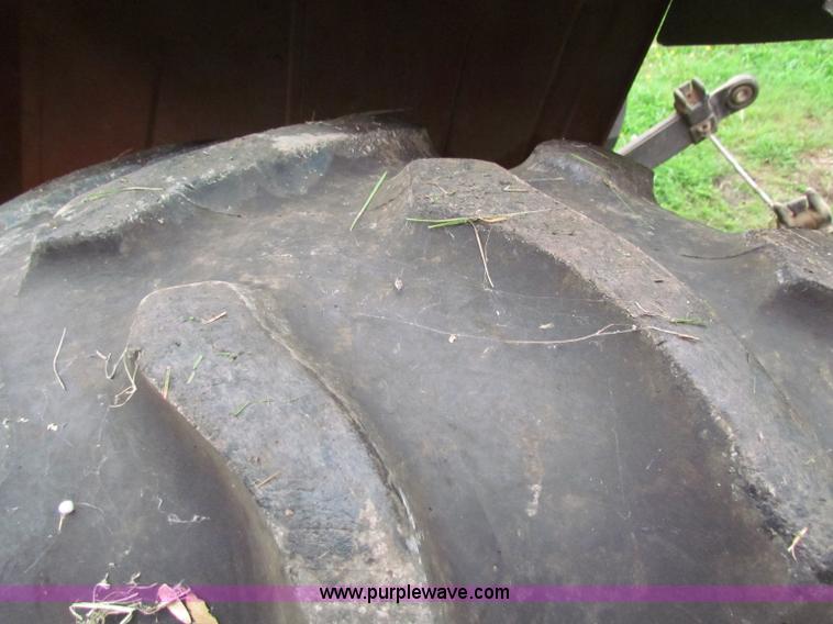 image for item G4081 Hesston Tiger Special 80-90 tractor