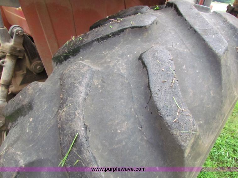 image for item G4081 Hesston Tiger Special 80-90 tractor