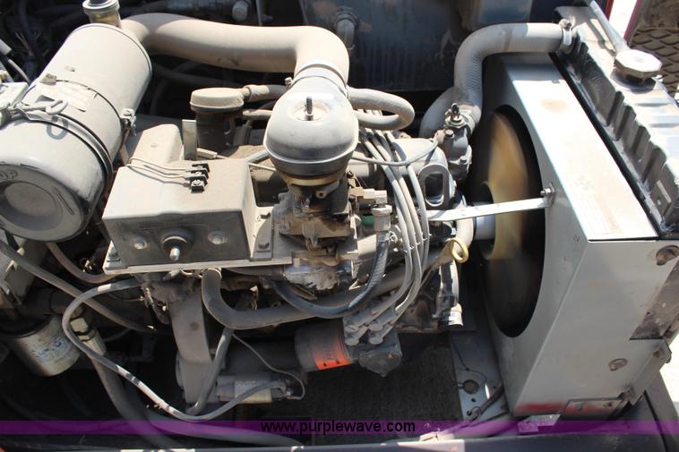 image for item G5054 1999 American Lincoln 2160 sweeper