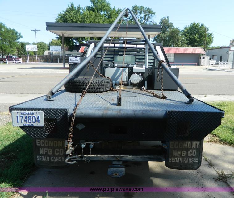 image for item G7963 1973 Ford F250 Camper Special gin pole truck