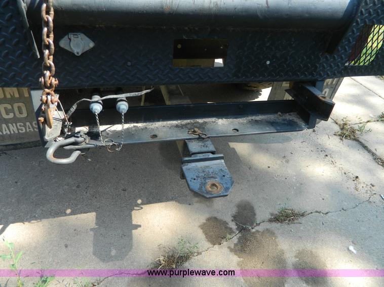 image for item G7963 1973 Ford F250 Camper Special gin pole truck