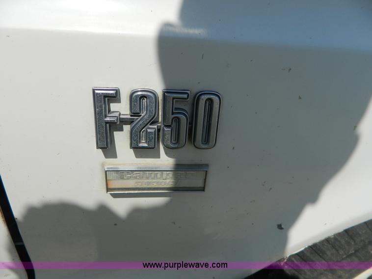 image for item G7963 1973 Ford F250 Camper Special gin pole truck