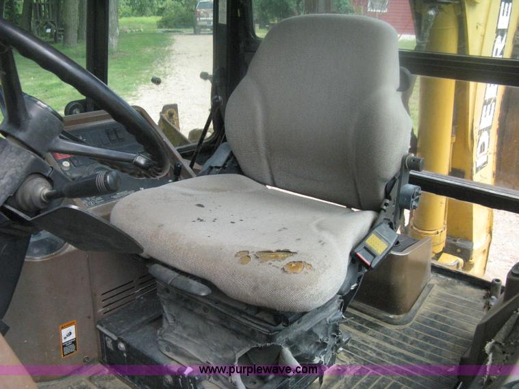 image for item H6466 1999 John Deere 310E backhoe