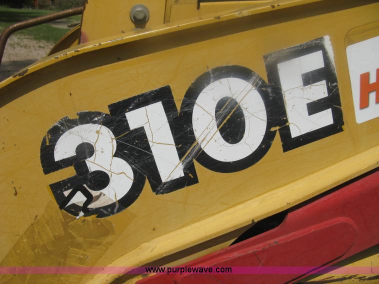 image for item H6466 1999 John Deere 310E backhoe