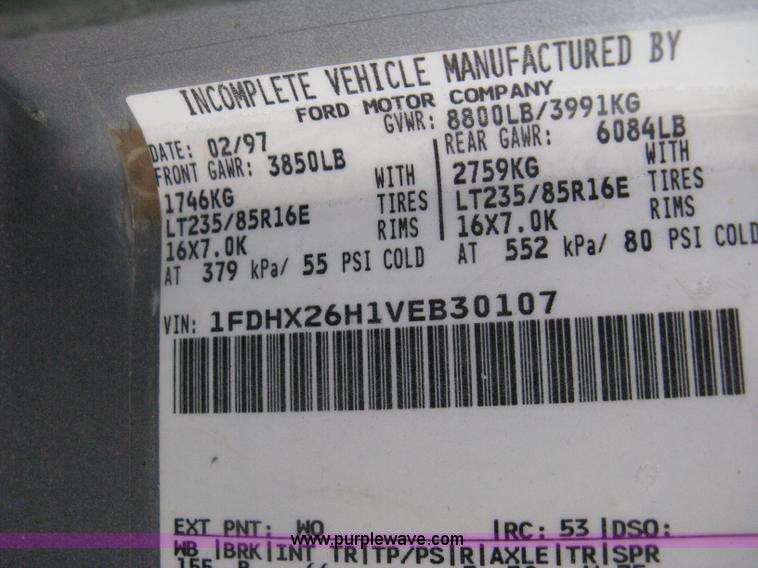 image for item H6490 1997 Ford F250 SuperCab utility truck