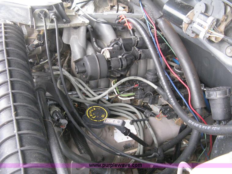 image for item H6490 1997 Ford F250 SuperCab utility truck