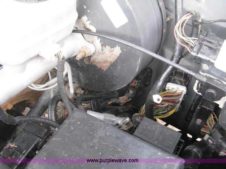 image for item H6490 1997 Ford F250 SuperCab utility truck