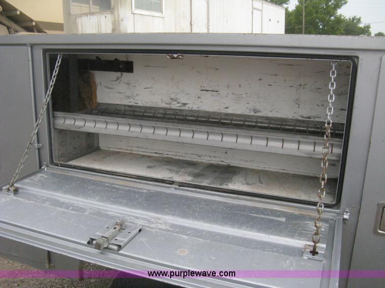 image for item H6490 1997 Ford F250 SuperCab utility truck