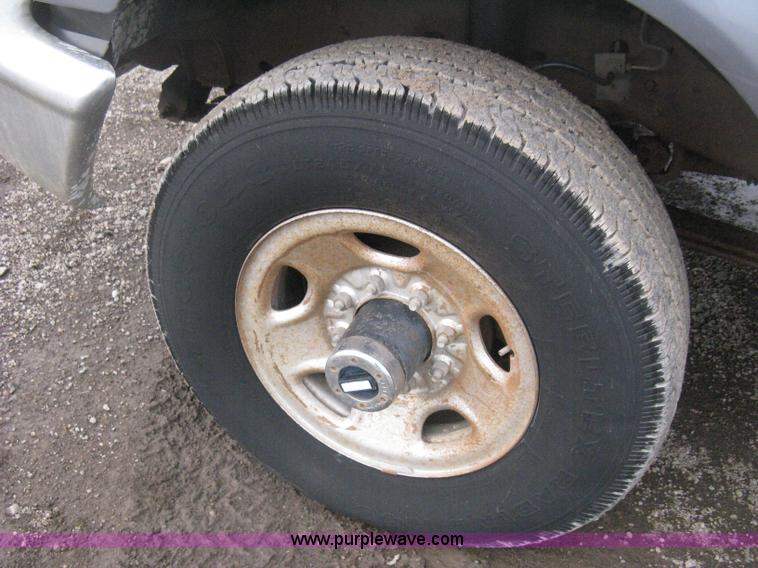 image for item H6490 1997 Ford F250 SuperCab utility truck