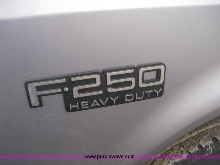 image for item H6490 1997 Ford F250 SuperCab utility truck