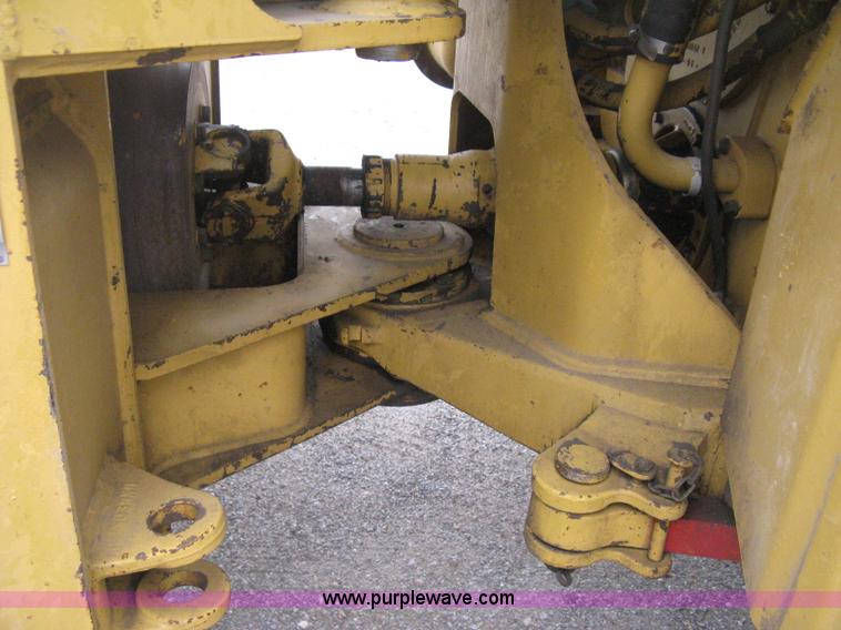 image for item H6491 1997 Caterpillar 950F Series II wheel loader