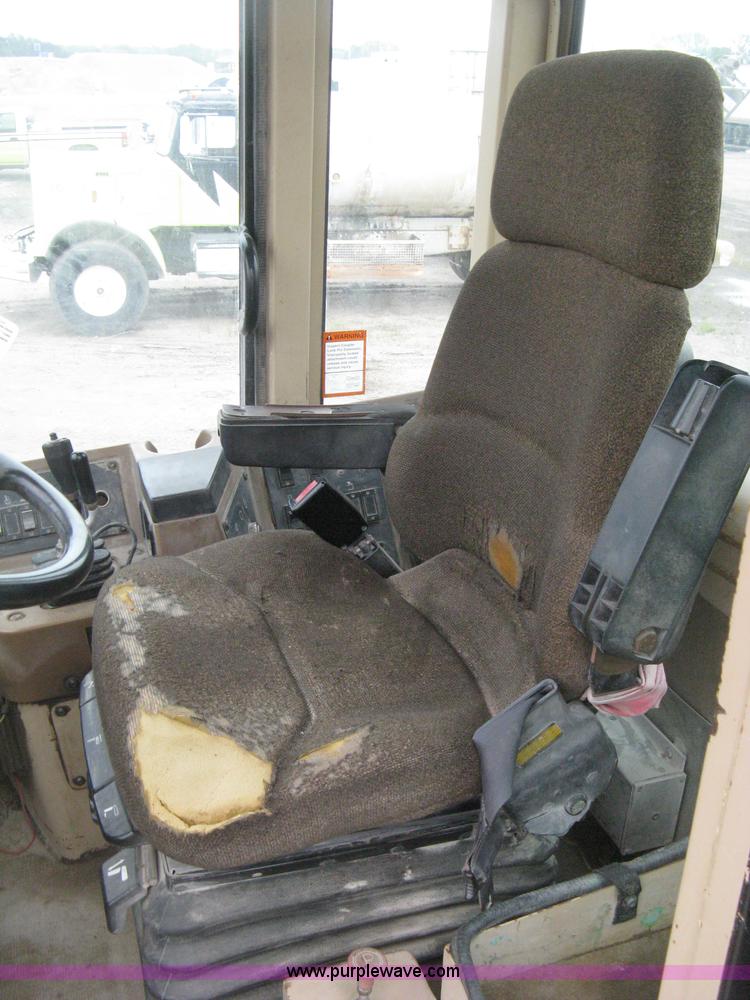 image for item H6491 1997 Caterpillar 950F Series II wheel loader