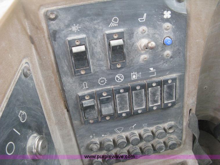 image for item H6491 1997 Caterpillar 950F Series II wheel loader