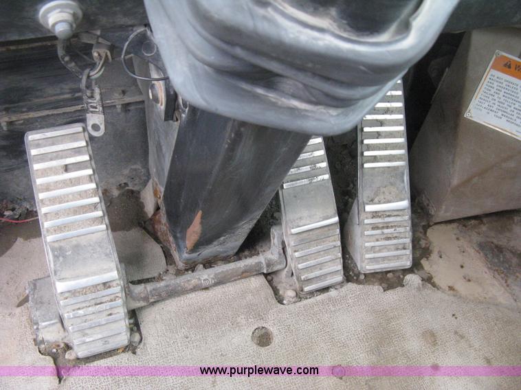 image for item H6491 1997 Caterpillar 950F Series II wheel loader