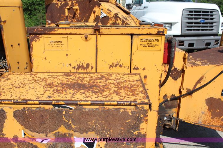 image for item H6542 Eager Beaver wood chipper